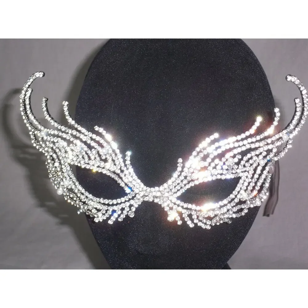 rhinestone mask, silver mask, bridal halloween masquerade ball costume mask